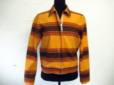 Jacke mit Campingstreifen